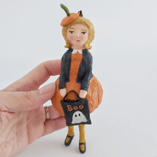 Load image into Gallery viewer, Vintage style spun cotton pumpkin girl held in hand. Pic 9 of 9.