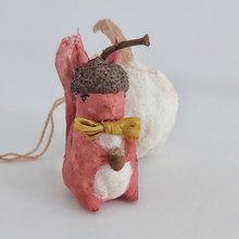 Cargar imagen en el visor de la galería, A close up view of the mustard yellow bow tie and acorn that the spun cotton red squirrel is holding. Pic 5 of 9.