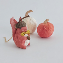 Cargar imagen en el visor de la galería, A vintage style spun cotton red squirrel sitting next to spun cotton orange and white pumpkins. Pic 3 of 9.