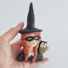 Cargar imagen en el visor de la galería, Vintage style spun cotton witch girl sitting in hand against a white background. Pic 2 of 9.