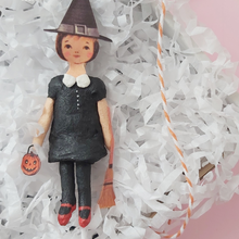 Cargar imagen en el visor de la galería, Spun Cotton Witch Ornament