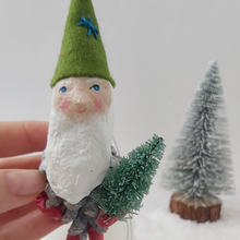 Cargar imagen en el visor de la galería, Pine Cone Gnome Christmas Ornament