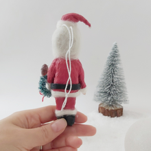 Cargar imagen en el visor de la galería, spun cotton Santa, from behind. photo 5 of 7.
