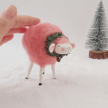 Load image into Gallery viewer, Size comparison of hand touching sheep. Pic 4 of 6.