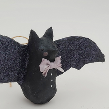 Load image into Gallery viewer, Opposite side view of spun cotton bat. Pic 4 of 6.