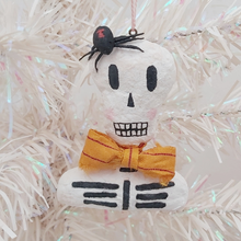 Cargar imagen en el visor de la galería, Spun cotton skeleton bust ornament, hanging on tree. Pic 2 of 5.