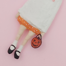 Load image into Gallery viewer, Vintage Inspired Spun Cotton Ghost Girl Ornament