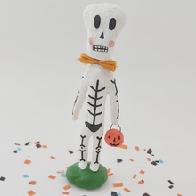 Cargar imagen en el visor de la galería, *RESERVED* Spun Cotton Halloween Skeleton Sculpture