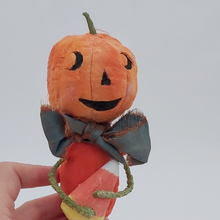 Load image into Gallery viewer, Close up of vintage style spun cotton pumpkin man 's face. Pic 1 of 8.