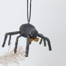 Cargar imagen en el visor de la galería, Vintage style spun cotton spider ornament hanging from a tree against a white background. Pic 1 of 6.