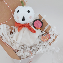 Load image into Gallery viewer, VIntage style spun cotton white jack-o-lantern ghost, in white gift box with white shredding on a white background. Pic 5 of 7..