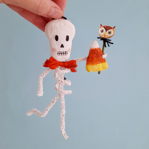 Vintage Style Spun Cotton Pipe Cleaner Skeleton Ornament