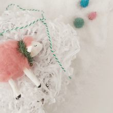 Cargar imagen en el visor de la galería, pink sheep in packing box, with white shredded tissue paper. pic 7 of 7
