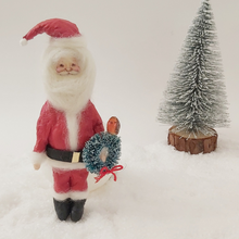 Cargar imagen en el visor de la galería, spun cotton Santa, holding wreath with robin sitting on top

