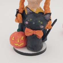 Load image into Gallery viewer, Close up of spun cotton black cat and jack-o-lantern&#39;s faces. Pic 3 of 6.
