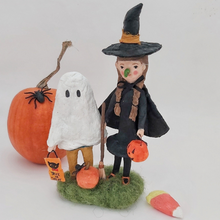 Load image into Gallery viewer, Spun cotton witch and ghost trick-or-treat sculpture. Pic 2 of 7.
