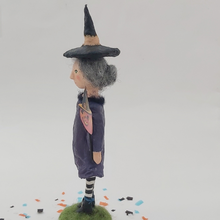 Cargar imagen en el visor de la galería, Full body side view of spun cotton witch sculpture. Pic 6 of 11.
